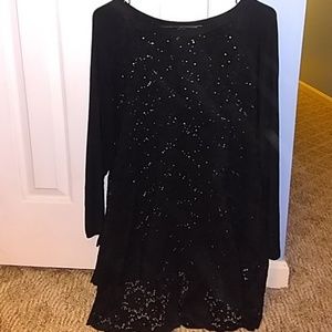 Black lacey top